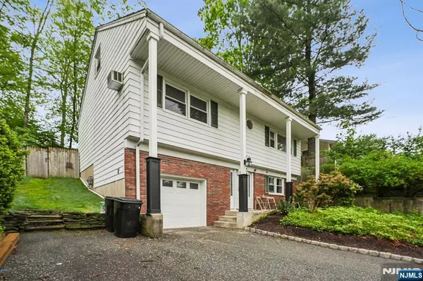 Ringwood, NJ 07456,11 Beech CT