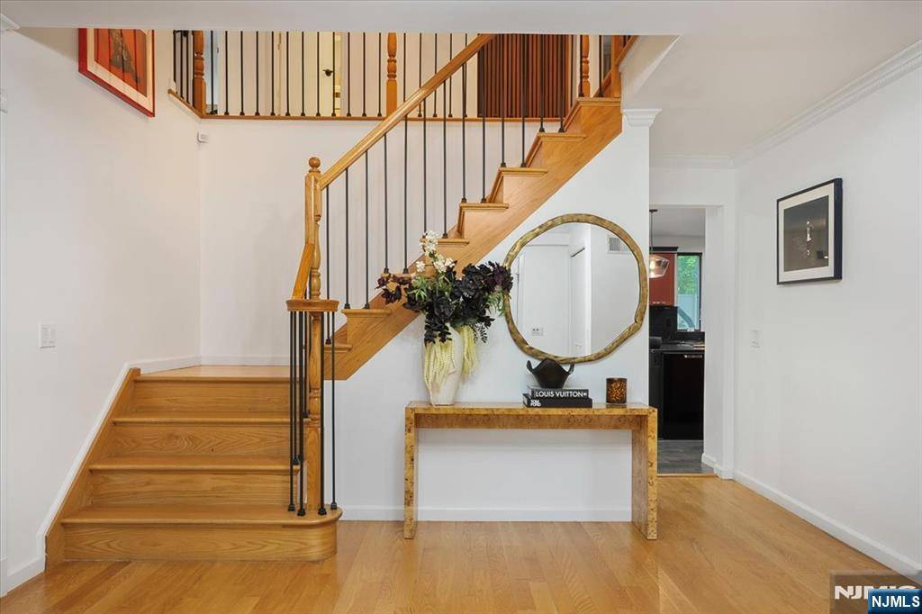 4 Forest DR, West Orange, NJ 07052