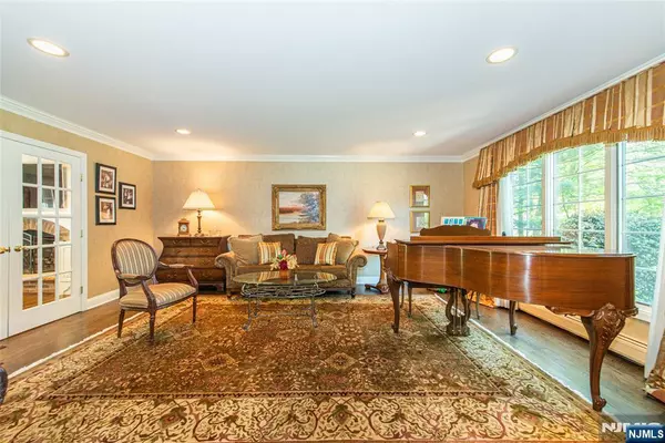 Montville Township, NJ 07082,11 Weiss DR