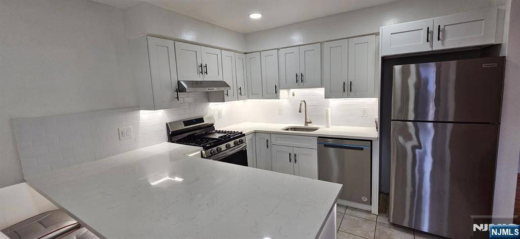 700 Schuyler #G34, Kearny, NJ 07032