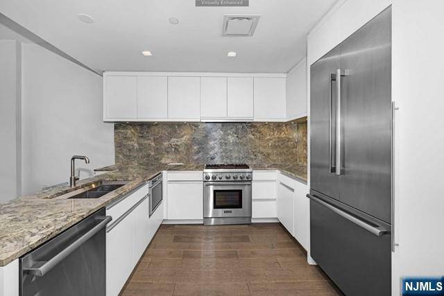 Cliffside Park, NJ 07010,320 Adolphus AVE #504