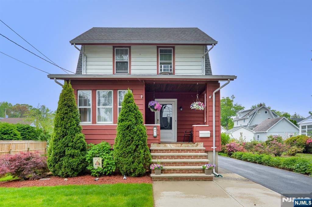 91 Randolph AVE, Dumont, NJ 07628