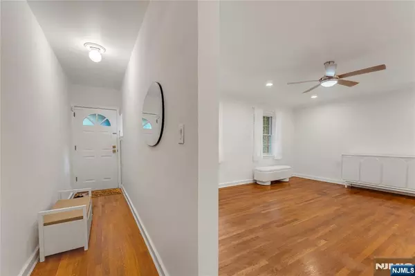 Englewood, NJ 07631,185 Palisade AVE #10A