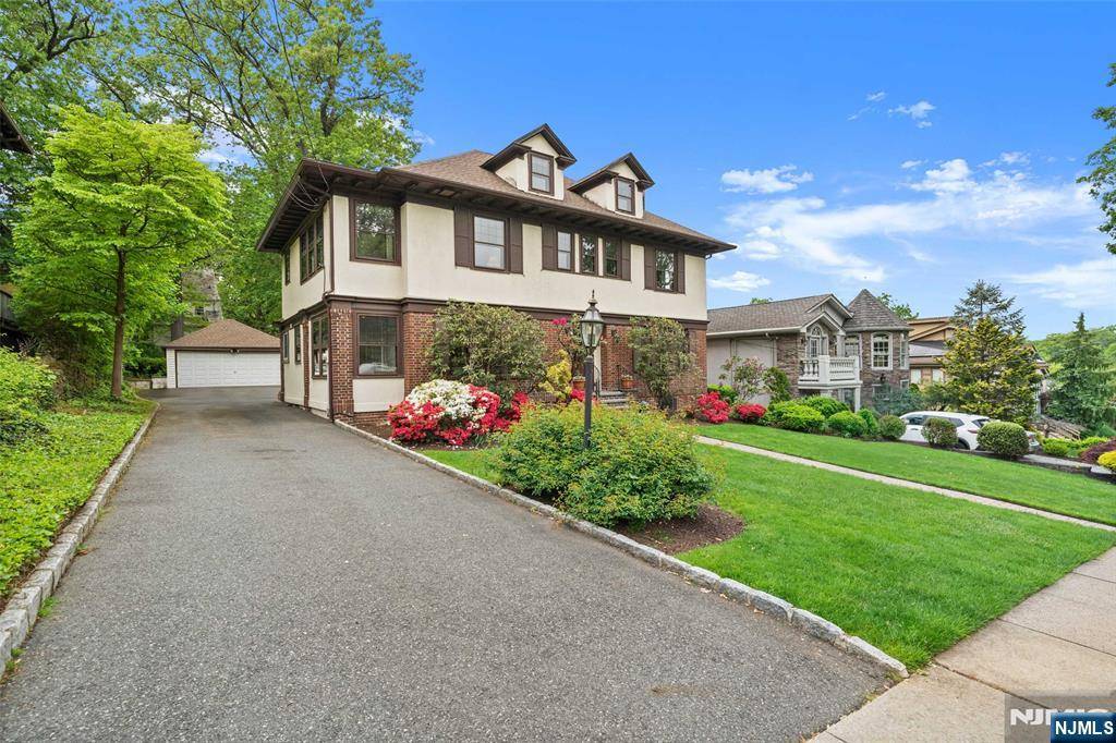 Nutley, NJ 07110,245 Rutgers PL