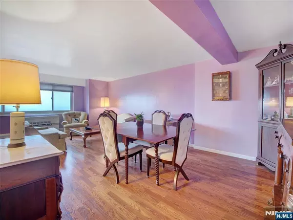 377 S Harrison ST #12D, East Orange, NJ 07018