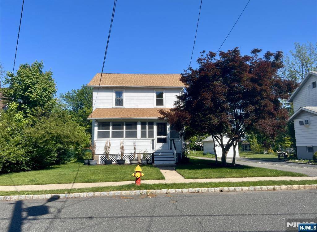 25 Dodd RD, West Caldwell, NJ 07006