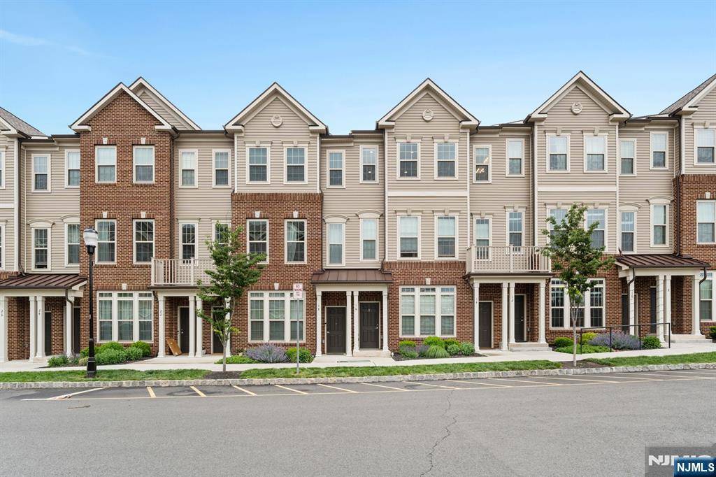16 Sternadori RD, Somerville, NJ 08876