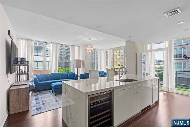 1200 Avenue At Port Imperial #301, Weehawken, NJ 07086