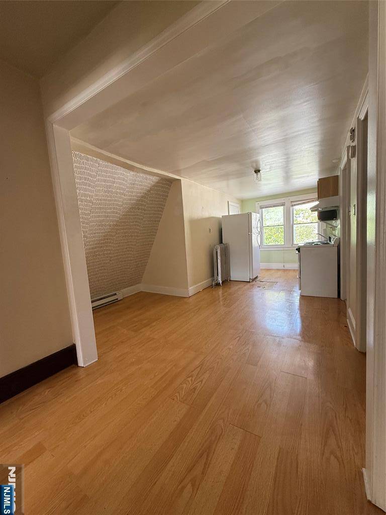 31 Union PL #3, North Arlington, NJ 07031