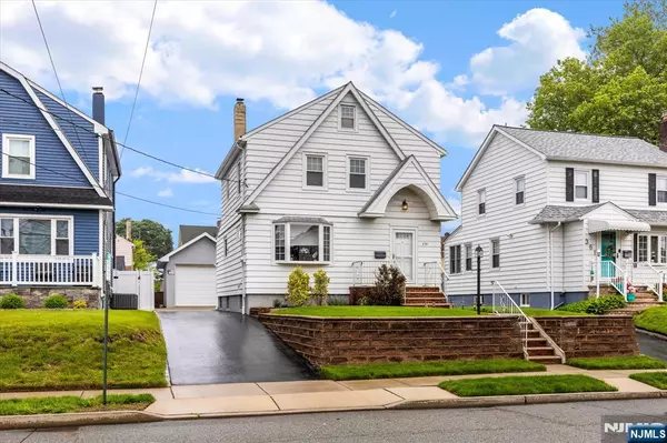 359 Innes RD, Wood Ridge, NJ 07075