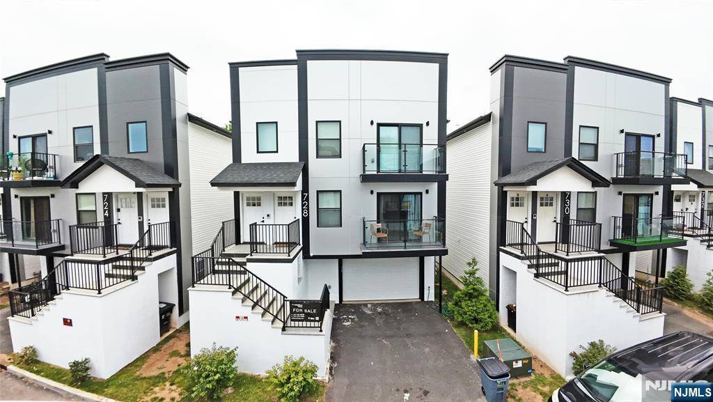728 Seaport DR, Elizabeth, NJ 07201