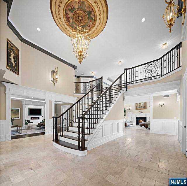 Franklin Lakes, NJ 07417,745 Colonial RD
