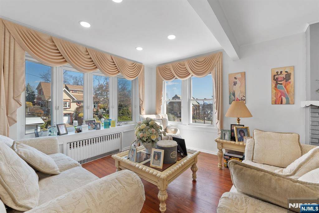 Belleville, NJ 07109,337 Little ST