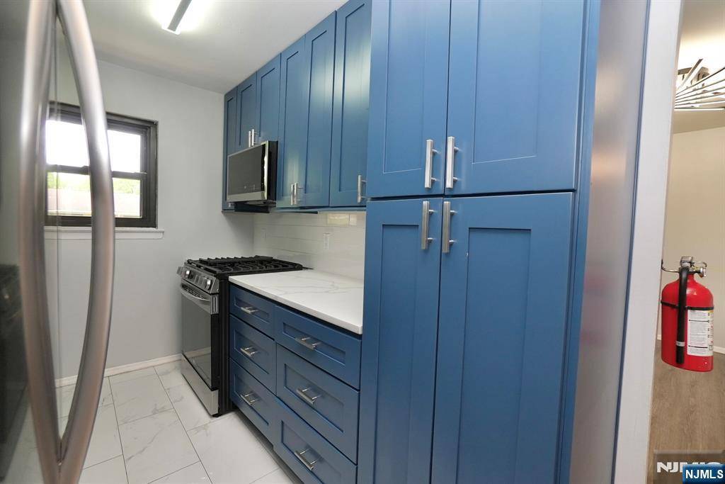 North Plainfield, NJ 07060,401 Us Highway 22 #Bldg2 Unit E