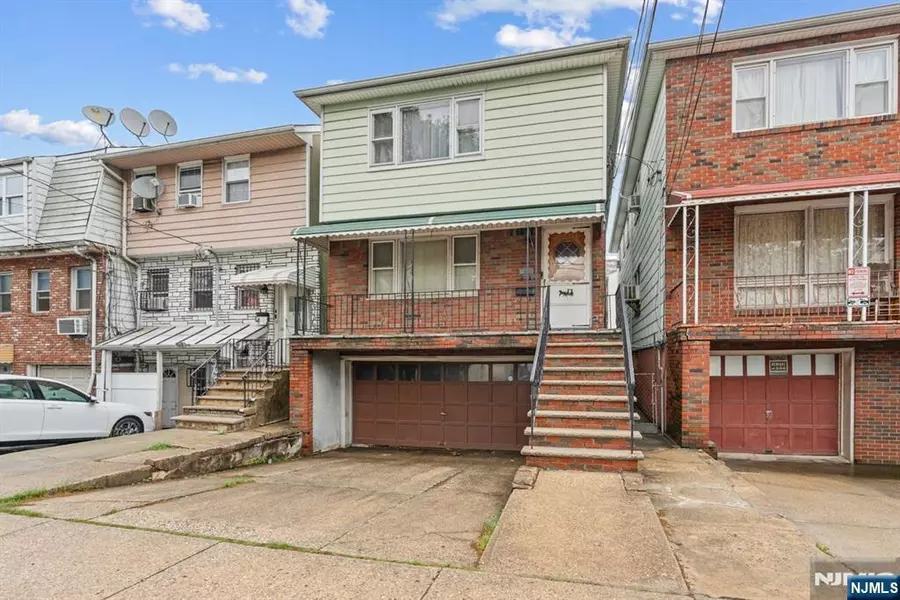 36 Liberty AVE, Jersey City, NJ 07306