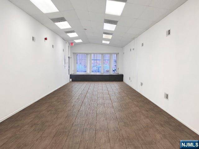 75 W Pleasant AVE, Maywood, NJ 07607
