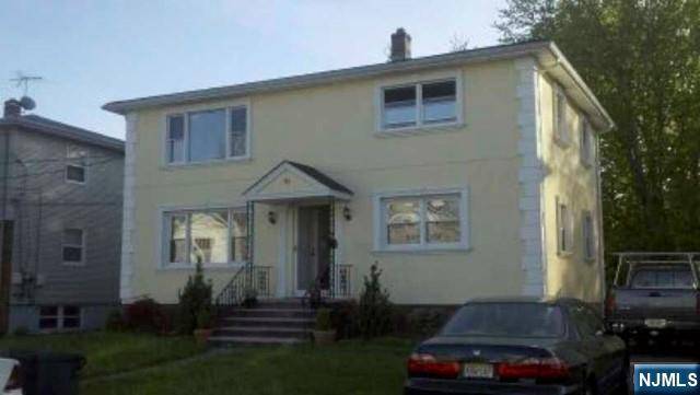 50 Chobot LN #2, Elmwood Park, NJ 07407