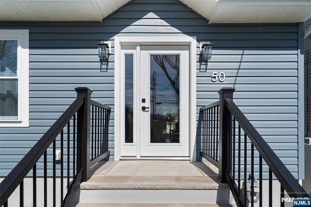 Montclair, NJ 07042,50 Maple AVE