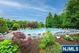 Mahwah, NJ 07430,119 Macleish CT #119