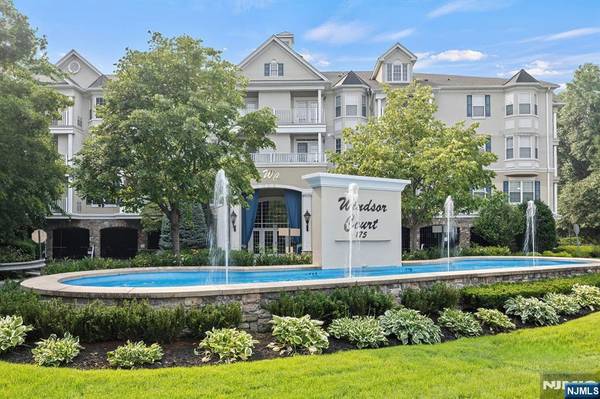 175 Rochelle AVE #321, Rochelle Park, NJ 07662