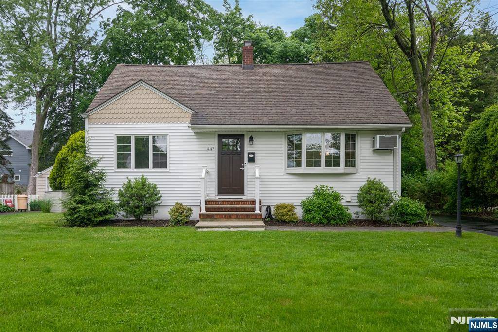 Ridgewood, NJ 07450,447 Dorchester RD