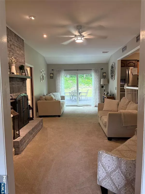 Wanaque, NJ 07465,32 Northgate