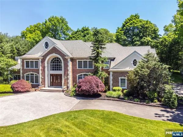 154 E Saddle River RD, Saddle River, NJ 07458