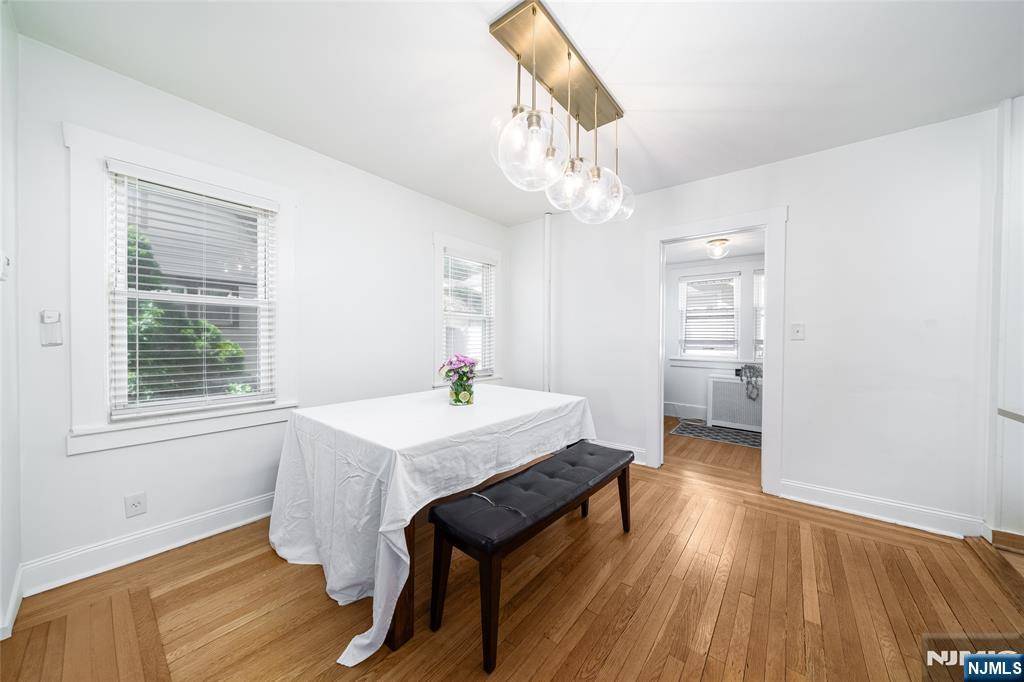Teaneck, NJ 07666,1096 Stasia ST