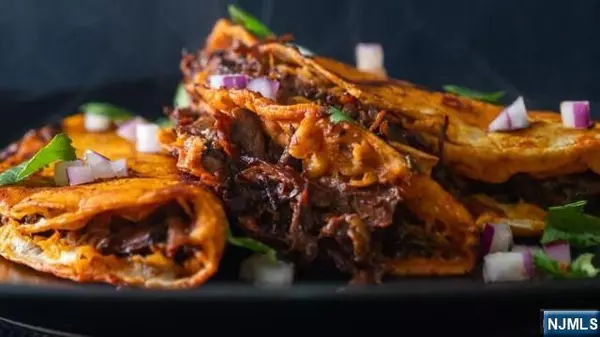 Bogota, NJ 07603,252 Fort Lee RD