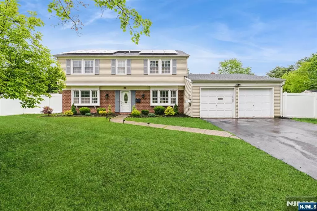 Franklin, NJ 08873,1 Webster RD