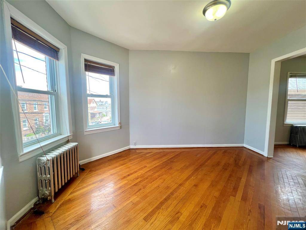 Kearny, NJ 07032,112 Tappan ST #2