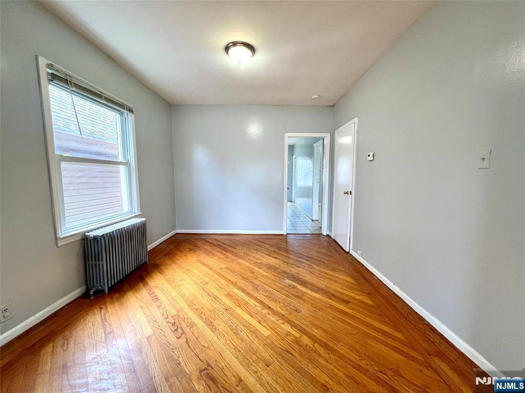 Kearny, NJ 07032,112 Tappan ST #2