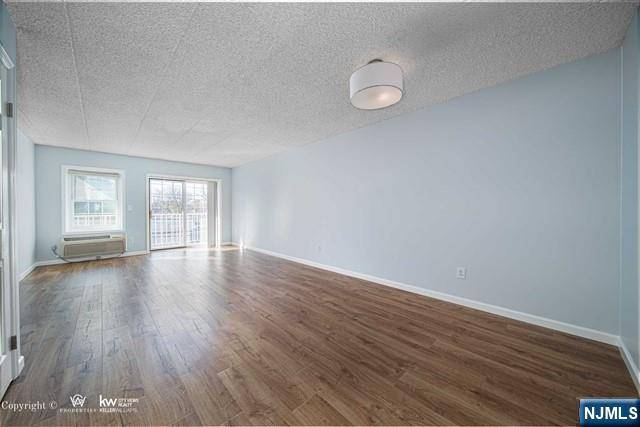 Hackensack, NJ 07601,446 Passaic ST #3E