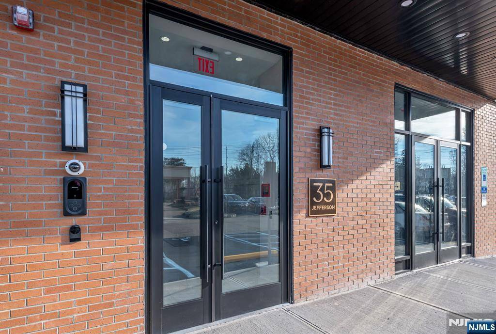 Westwood, NJ 07675,35 Jefferson AVE #408