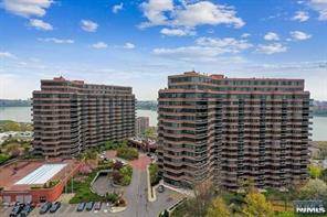 100 Carlyle #CSVP6, Cliffside Park, NJ 07010