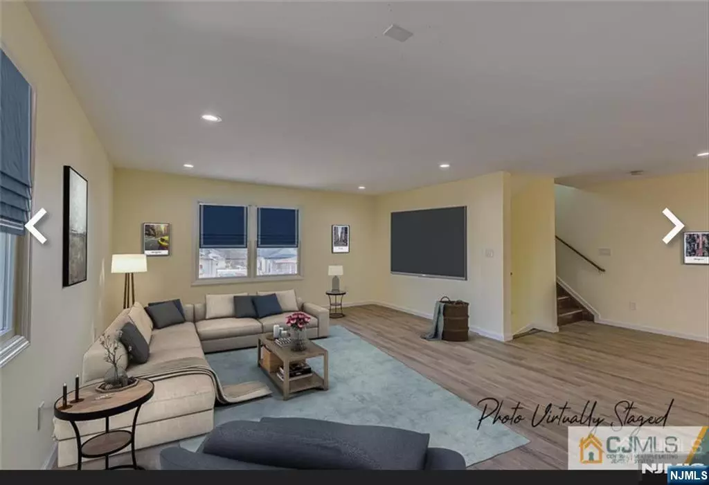 Edison, NJ 08820,19 Henry