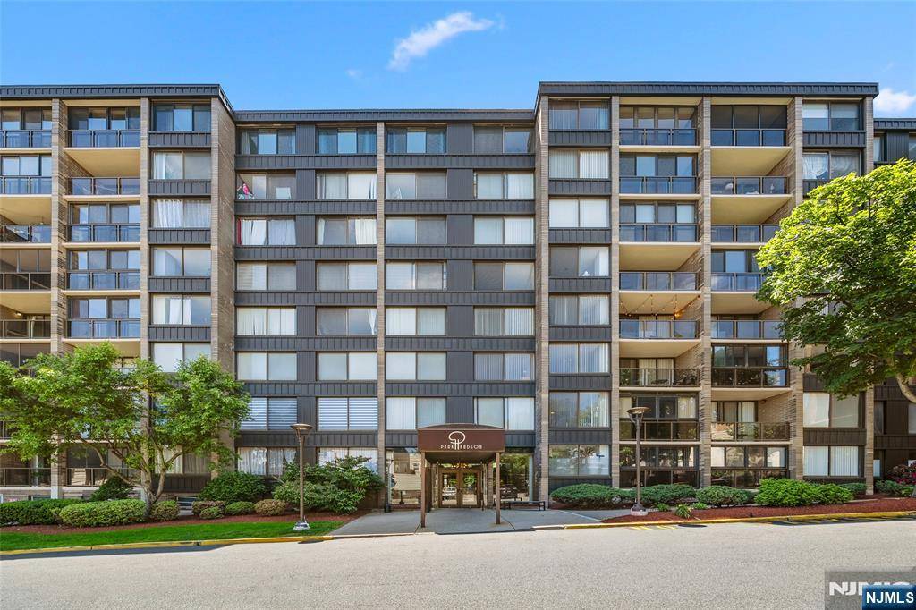 North Bergen, NJ 07047,9060 Palisade AVE #612