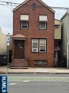 340 Adams, Newark, NJ 07105