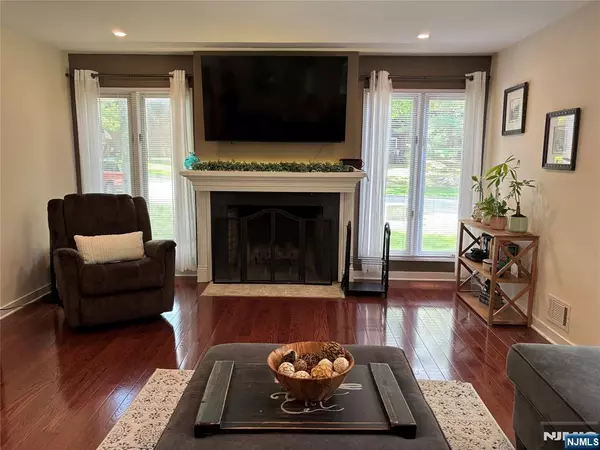 Hackettstown, NJ 07840,25 Osprey