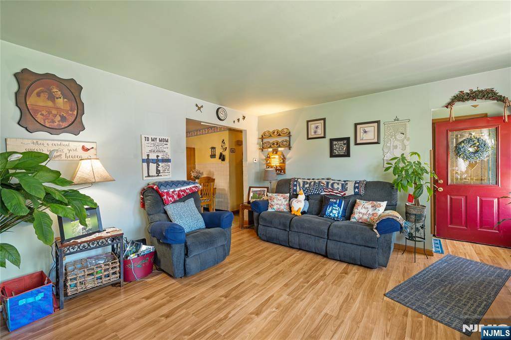 Clifton, NJ 07011,117 Wabash AVE