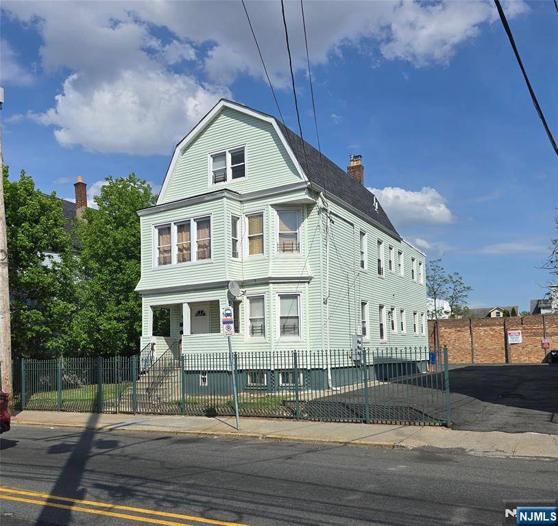 678 GROVE ST, Irvington, NJ 07111