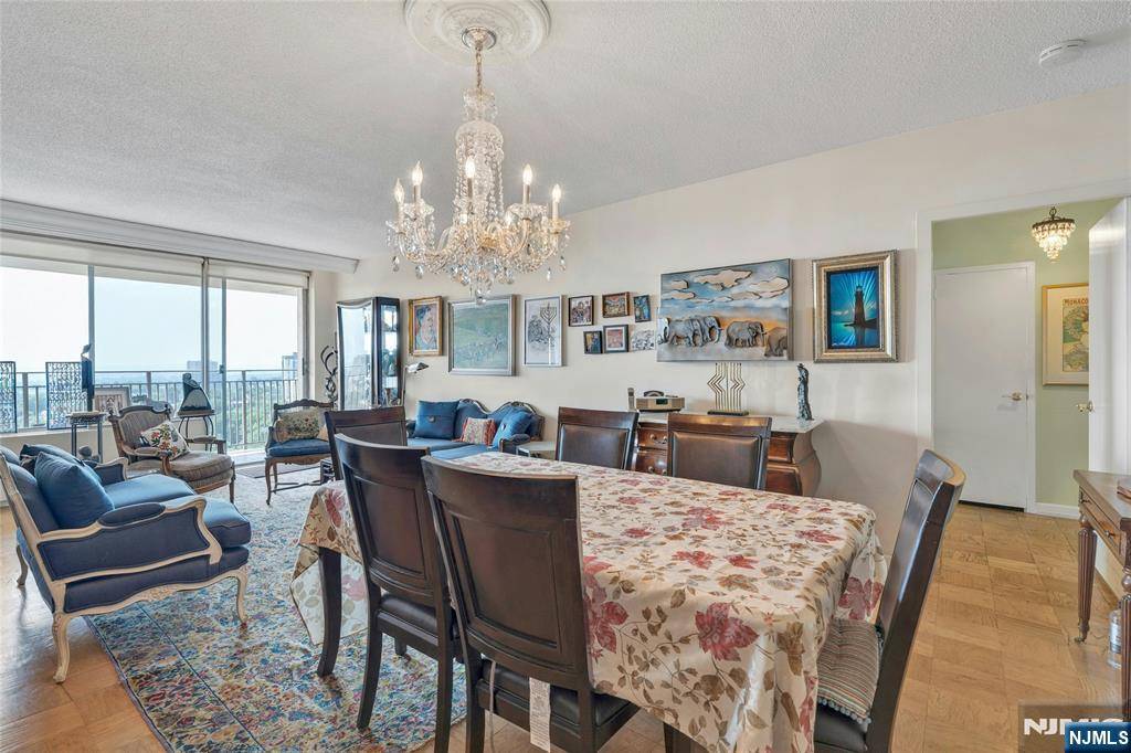Fort Lee, NJ 07024,1530 Palisade AVE #21M