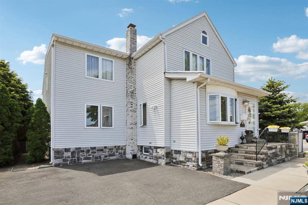 300 Wilson AVE, Lyndhurst, NJ 07071