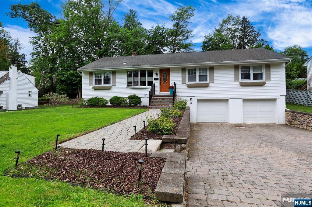 225 William ST, River Vale, NJ 07675