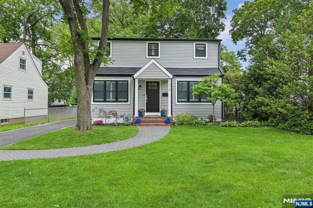 373 Deerfield ST, Ridgewood, NJ 07450