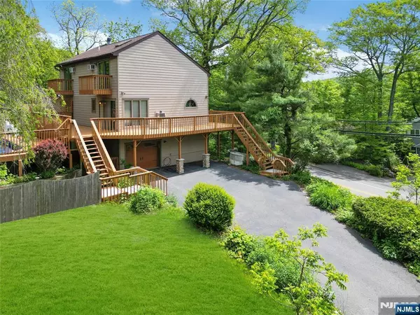 West Milford, NJ 07421,530 Lake Shore DR