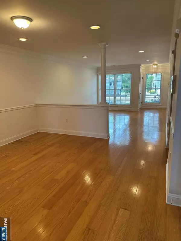 North Haledon, NJ 07508,35 Magnolia WAY