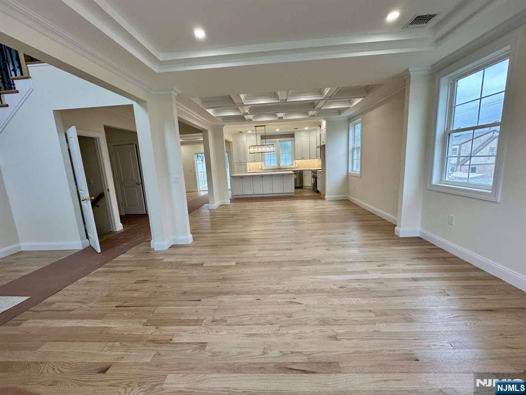 North Arlington, NJ 07031,178 Leonard PL