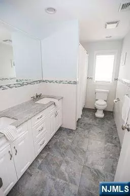Rochelle Park, NJ 07662,51 Terrace