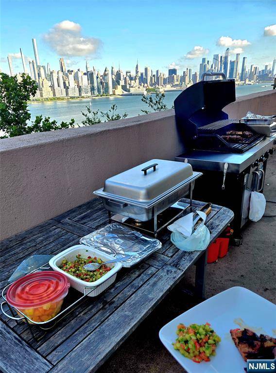 West New York, NJ 07093,6600 JFK Blvd E #AD